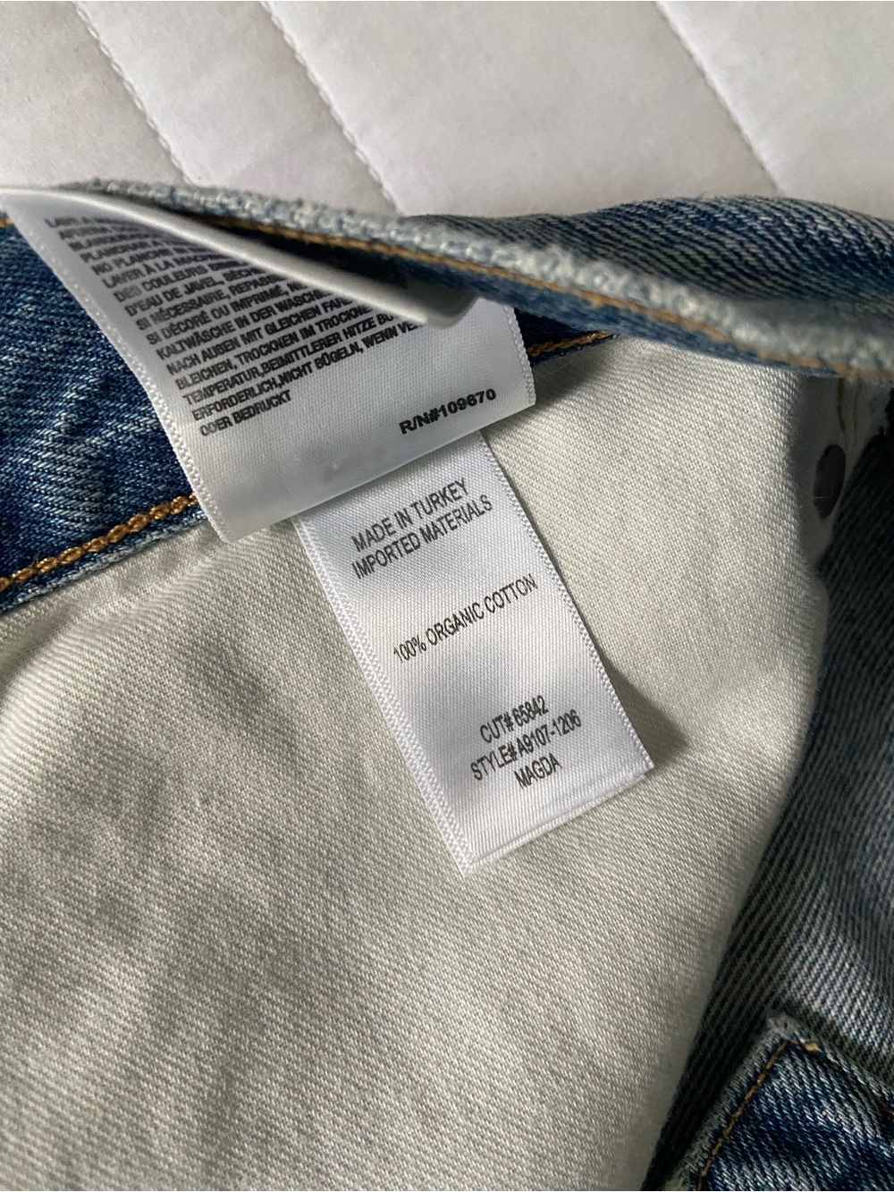 Agolde NWOT Magda Denim Shorts - Picture 9 of 11